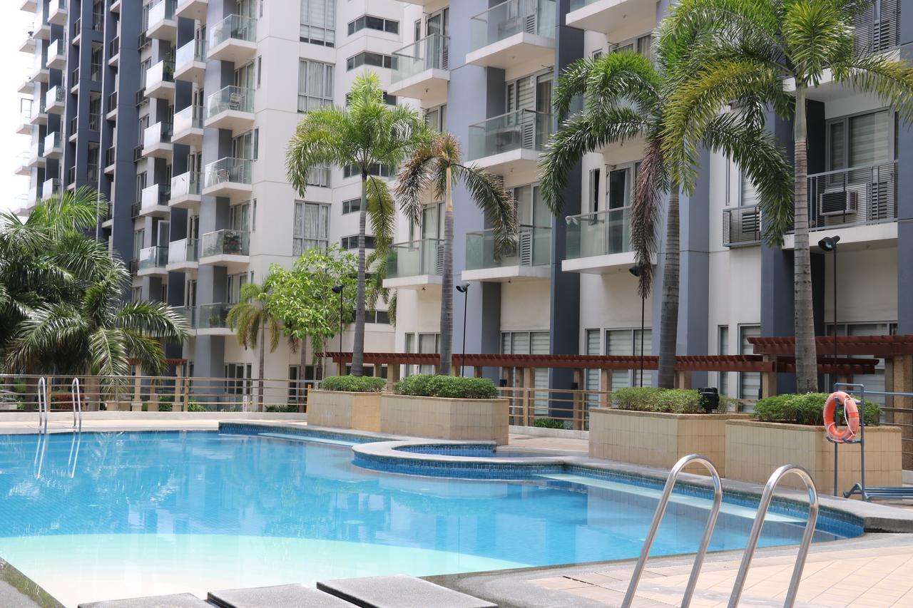 Sarasota Residential Resort Манила Экстерьер фото
